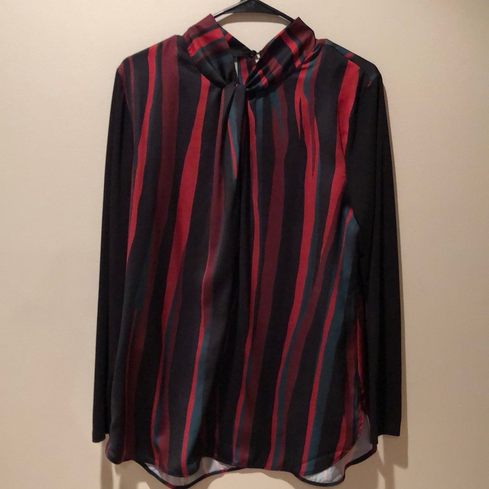 Lysse blouse size M